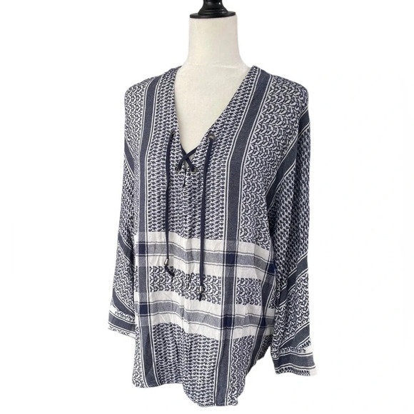 Rails Lily Blouse in Sapphire Jacquard - Picture 3 of 14